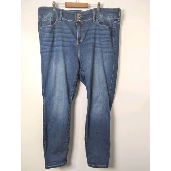 Torrid Denim Jeans Size 22S Short 3 Button Closure Stretch High Rise Jeggings - Picture 1 of 9